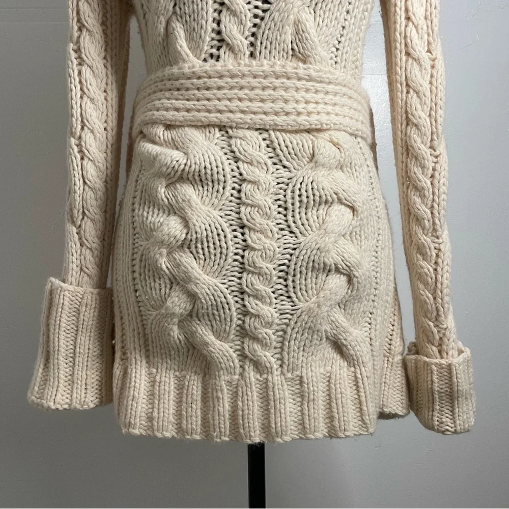 Abercrombie & Fitch Vintage Cream Lamb’s Wool Button Down Cable Knit Sweater - Picture 10 of 11